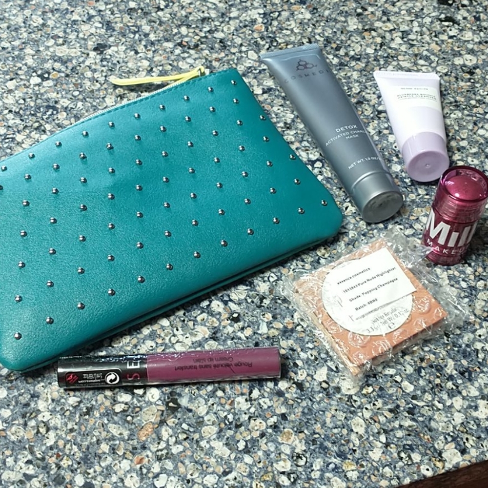 Makeup skincare bundle Milk Glow Recipe etc.